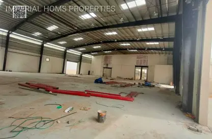 مستودع - استوديو - 2 حمامات للايجار في أم الثعوب - أم القيوين