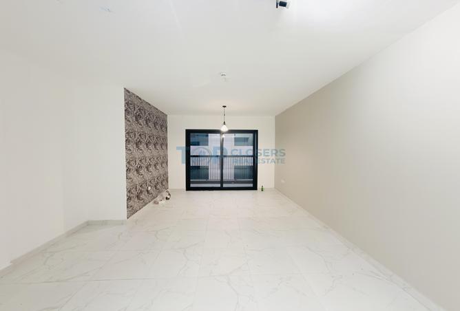 109062009 - Property Main Image