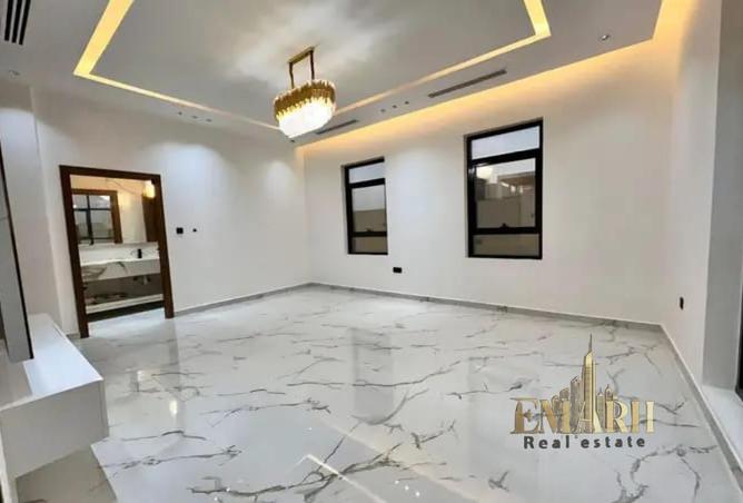 98719875 - Property Image 3