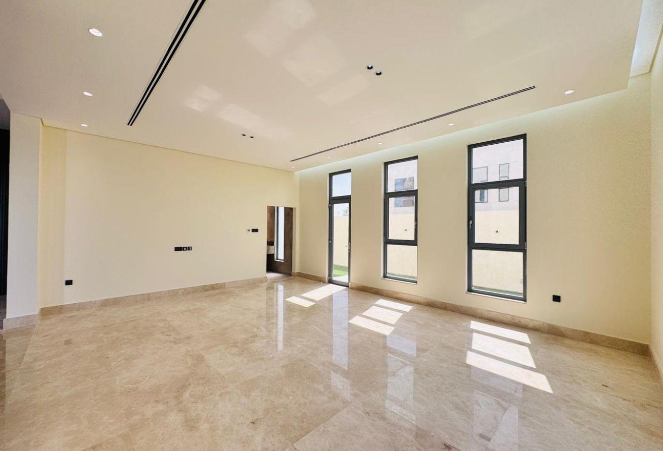BRAND NEW| EMIRATES FACING| MASJID photo 12