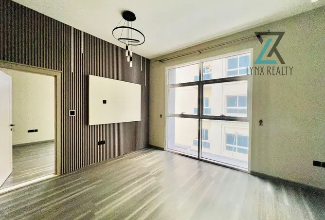 155588404 - Property Image 2