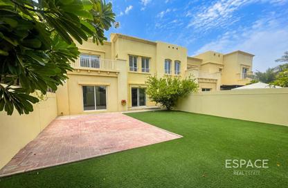 Villa - 3 Bedrooms - 2 Bathrooms for rent in Forat - The Lakes - Dubai Villa - 3 Bedrooms - 2 Bathrooms for rent in Forat - The Lakes - Dubai