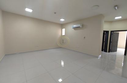 Apartment - 2 Bedrooms - 2 Bathrooms for rent in Civic Center - Al Jimi - Al Ain
