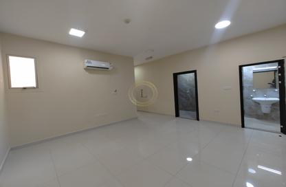 Apartment - 2 Bedrooms - 2 Bathrooms for rent in Civic Center - Al Jimi - Al Ain