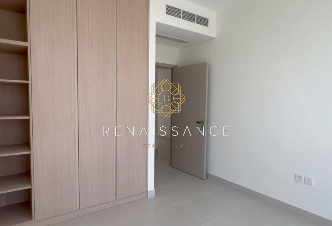 4BR Villa | Single Row | Direct Golf Course View photo 12