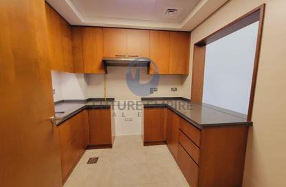 Apartment - 2 Bedrooms - 3 Bathrooms for rent in Airport Road Area - Al Garhoud - Dubai