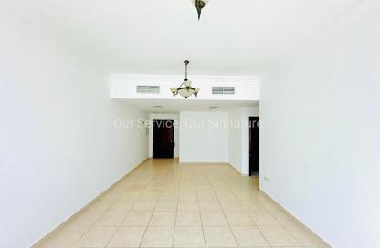 Apartment - 1 Bedroom - 2 Bathrooms for rent in New Al Taawun Road - Al Taawun - Sharjah