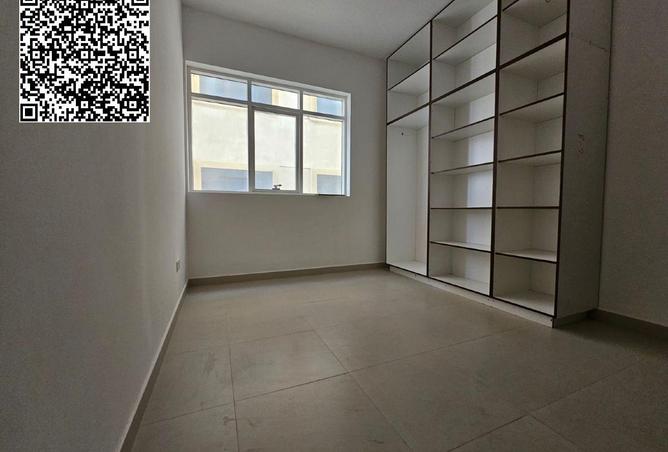 73112749 - Property Image 3