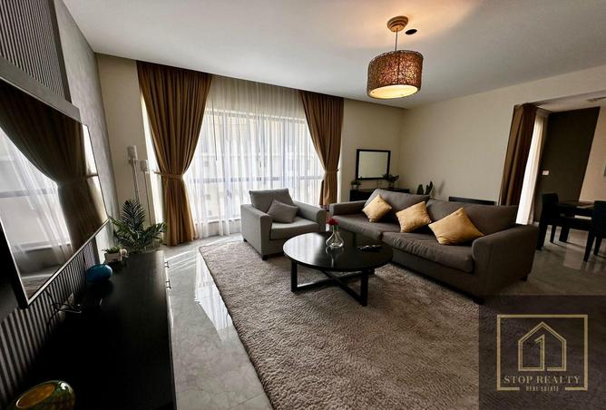 98239805 - Property Image 2