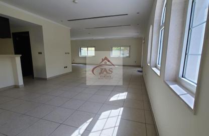 Villa - 3 - 4 for rent in District 7 - Jumeirah Park - Dubai