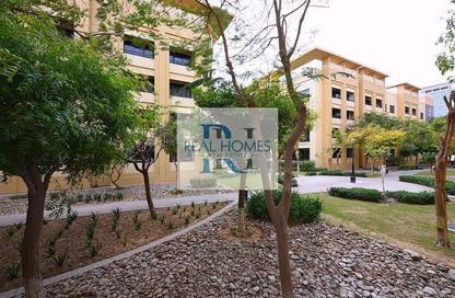 Apartment - 2 Bedrooms - 2 Bathrooms for rent in Greens - Dubai