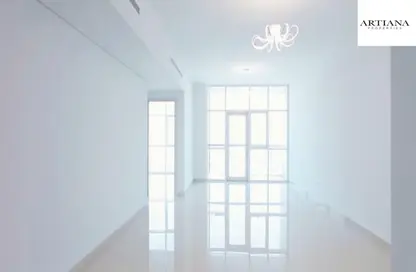 Apartment - 2 Bedrooms - 4 Bathrooms for rent in Topaz Avenue - Al Furjan - Dubai