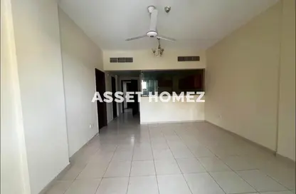 Apartment - 1 Bedroom - 2 Bathrooms for rent in Building IC1-EMR-09 - Emirates Cluster - International City - Dubai