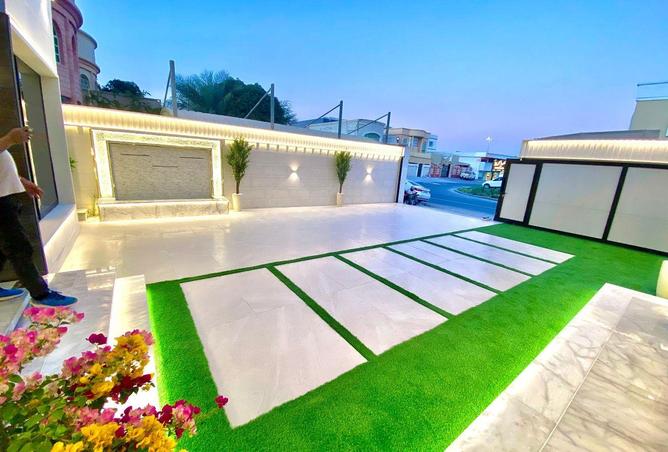 53573339 - صورة العقار 3