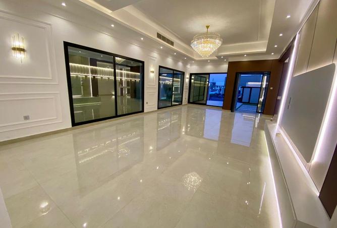 53573339 - صورة العقار 2