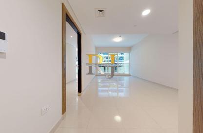 Apartment - 1 Bedroom - 2 Bathrooms for rent in Golden Sands 14 - Mankhool - Bur Dubai - Dubai