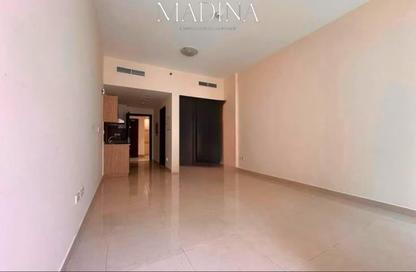 Apartment - Studio - 1 Bathroom for rent in K1 - Dubai Land Residence Complex - Dubai