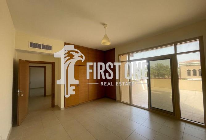 87890006 - Property Main Image