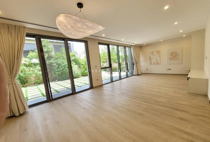 127013347 - Property Image 2