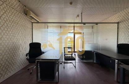 Shop - Studio - 1 Bathroom for rent in Building S20 - Spain Cluster - International City - Dubai