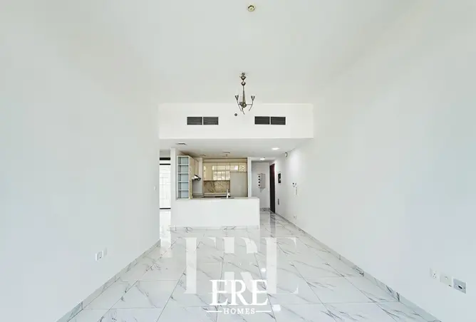 121996633 - Property Image 2