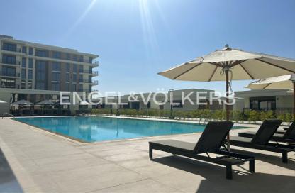 Apartment - 2 Bedrooms - 2 Bathrooms for sale in Holland Gardens - Town Square - Dubai
