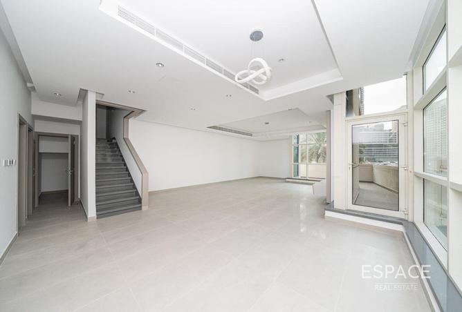 68276772 - Property Image 3