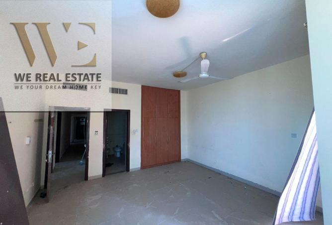 141923933 - Property Image 3