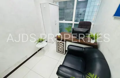 مكتب - غرفة نوم - 1 حمام للايجار في مبنى بيزنس اتريوم - عود ميثاء - بر دبي - دبي مكتب - غرفة نوم - 1 حمام للايجار في مبنى بيزنس اتريوم - عود ميثاء - بر دبي - دبي