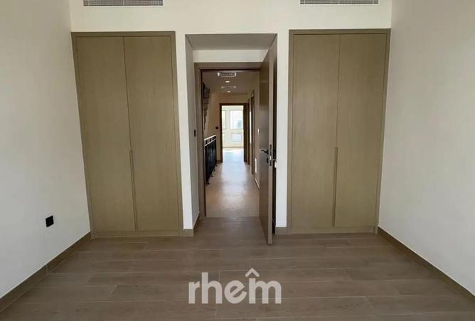 121984470 - Property Image 3