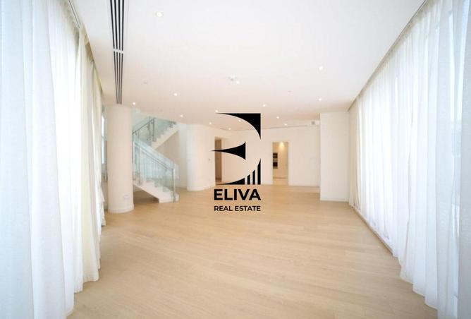 74234285 - Property Image 2