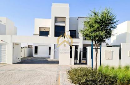 Villa - 4 Bedrooms - 7 Bathrooms for rent in Fay Alreeman - Al Shamkha - Abu Dhabi