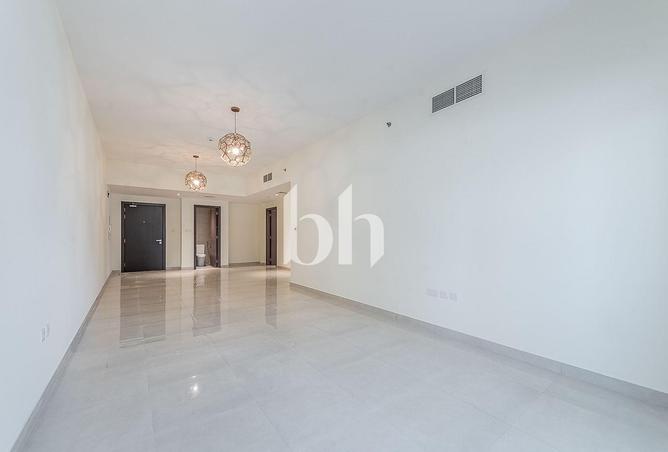 Flexible payment terms | Spacious | Prime Location photo 2