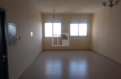 Apartment - 1 - 2 for rent in Al Falak Residence - Dubai Silicon Oasis - Dubai