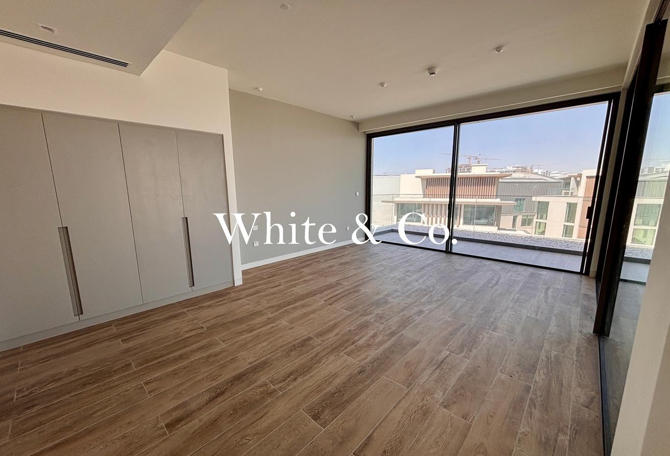 Genuine listing | Huge plot 4BR| Vacant photo 8