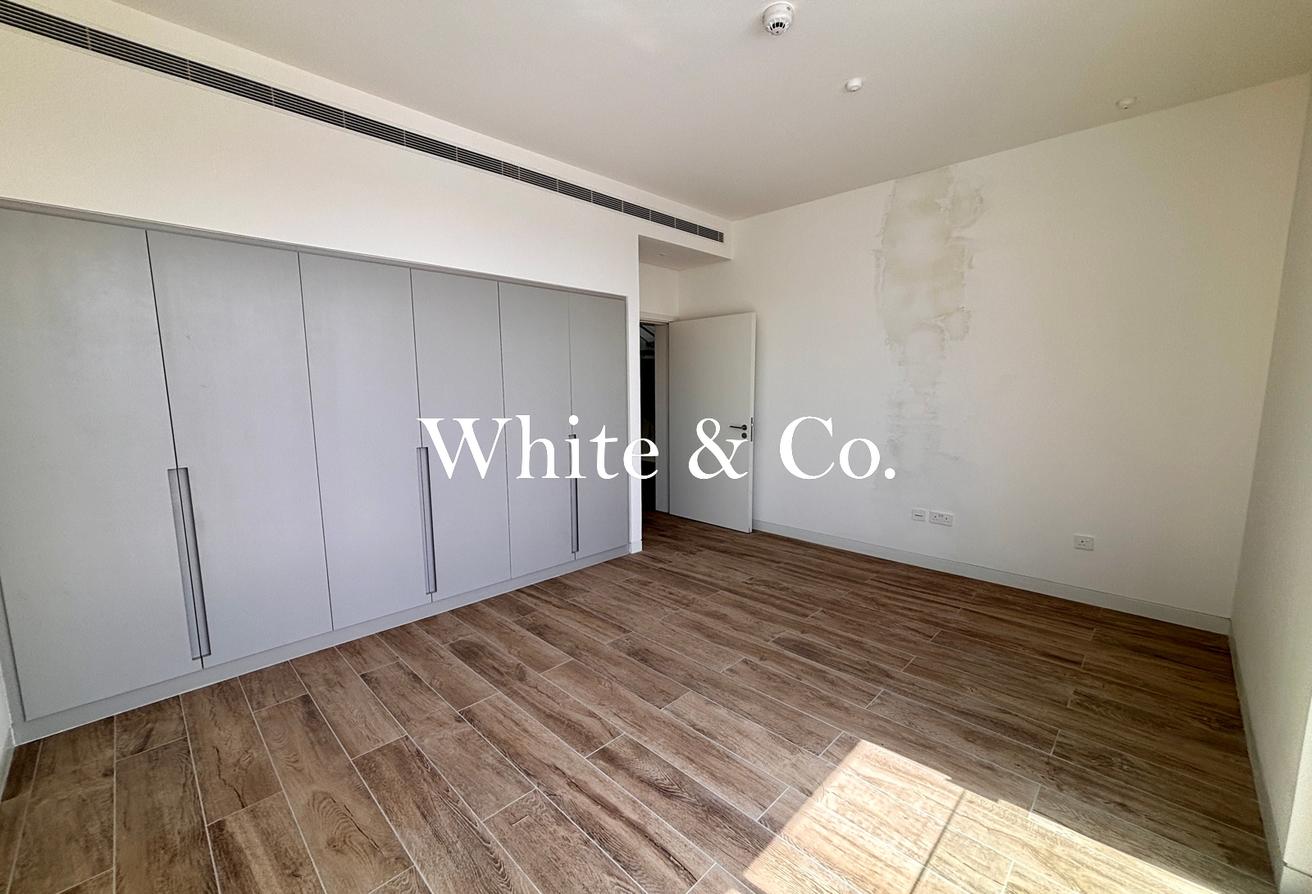 Genuine listing | Huge plot 4BR| Vacant photo 16