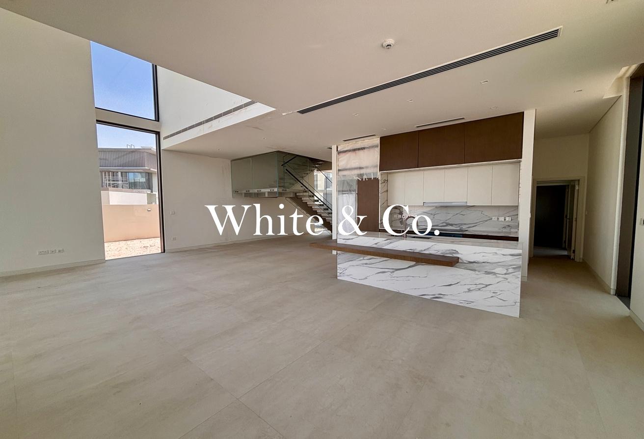 Genuine listing | Huge plot 4BR| Vacant photo 11
