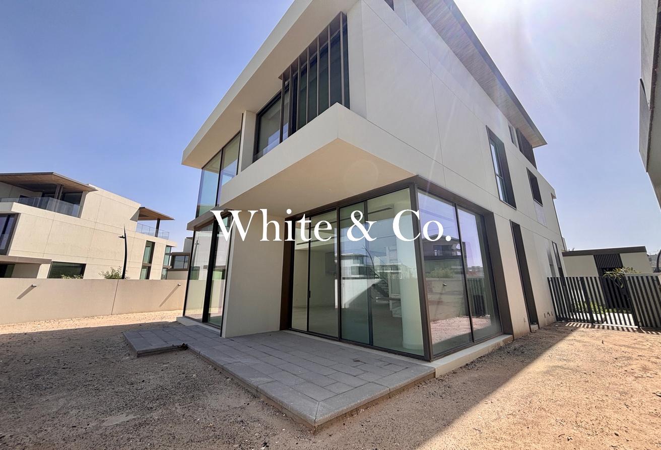 Genuine listing | Huge plot 4BR| Vacant photo 15