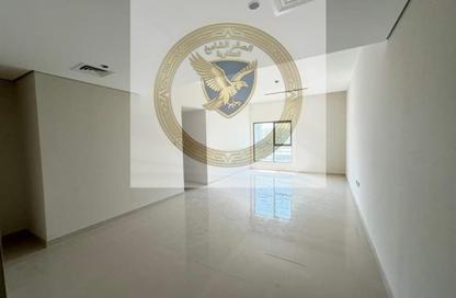 Apartment - 2 Bedrooms - 2 Bathrooms for rent in Gulfa Towers - Al Rashidiya 1 - Al Rashidiya - Ajman