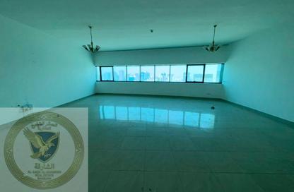 Apartment - 3 Bedrooms - 5 Bathrooms for rent in New Al Taawun Road - Al Taawun - Sharjah Apartment - 3 Bedrooms - 5 Bathrooms for rent in New Al Taawun Road - Al Taawun - Sharjah
