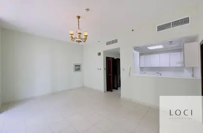 شقة - 2 غرف نوم - 3 حمامات للايجار في جليتز 3أ - جليتز 3 - جليتز - ستوديو سيتي - دبي شقة - 2 غرف نوم - 3 حمامات للايجار في جليتز 3أ - جليتز 3 - جليتز - ستوديو سيتي - دبي