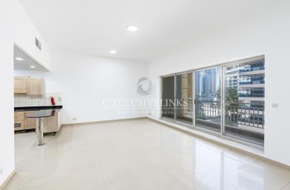 Apartment - 1 Bedroom - 2 Bathrooms for rent in Westside Marina - Dubai Marina - Dubai