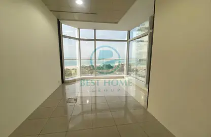 Office Space - Studio - 4 Bathrooms for rent in Corniche View Tower - Corniche Road - Abu Dhabi