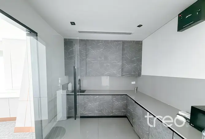 163242874 - Property Image 3