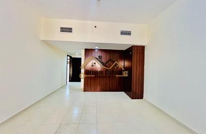 Apartment - 3 - 4 for rent in Silicon Gates 1 - Silicon Gates - Dubai Silicon Oasis - Dubai