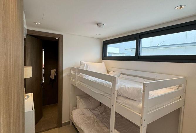 80720002 - Property Image 2