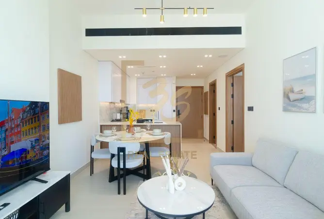 160100039 - Property Image 2