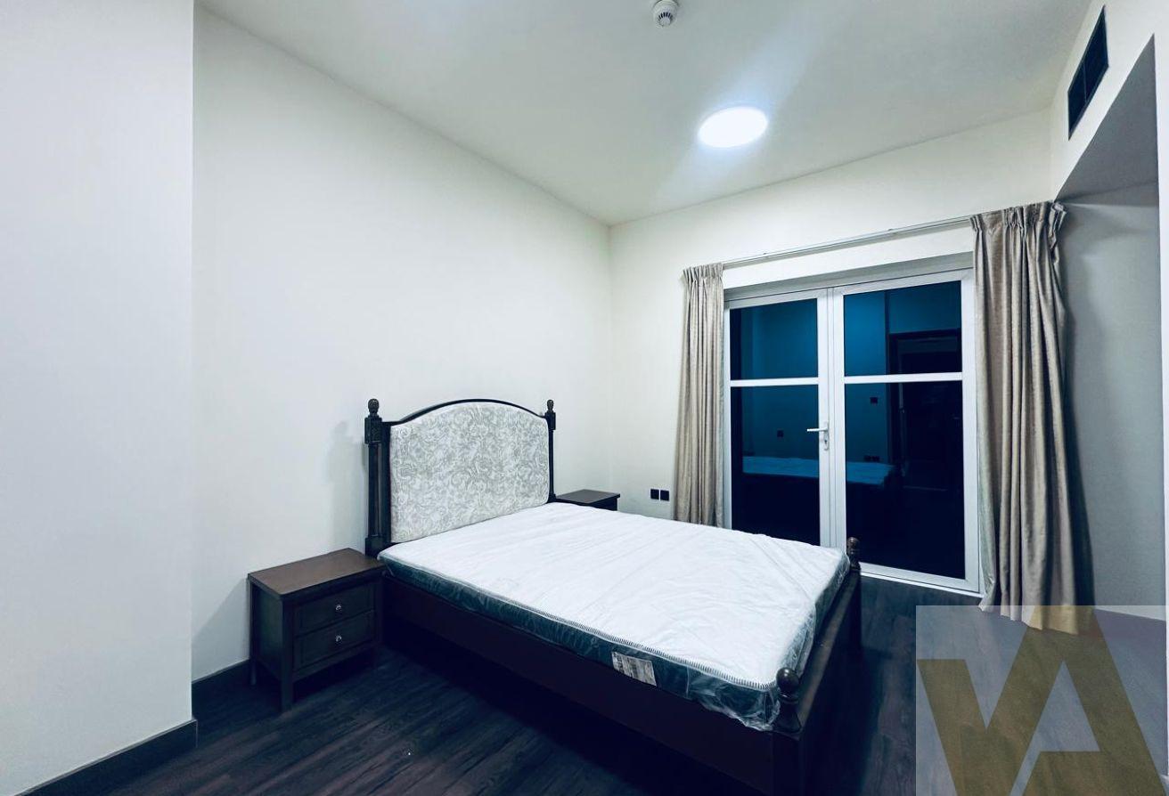 Fully Furnished | Massive 4 bed | Vacant now photo 9