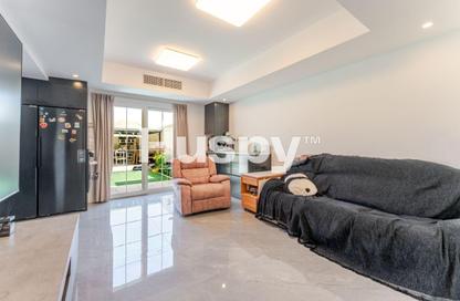 Villa - 2 Bedrooms - 3 Bathrooms for rent in Springs 3 - The Springs - Dubai