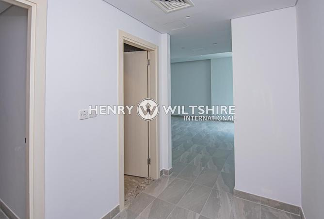 88743077 - Property Image 2